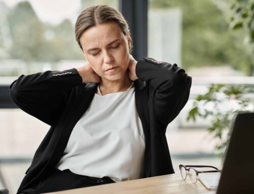 How Poor Posture Contributes to Chronic Neck Pain